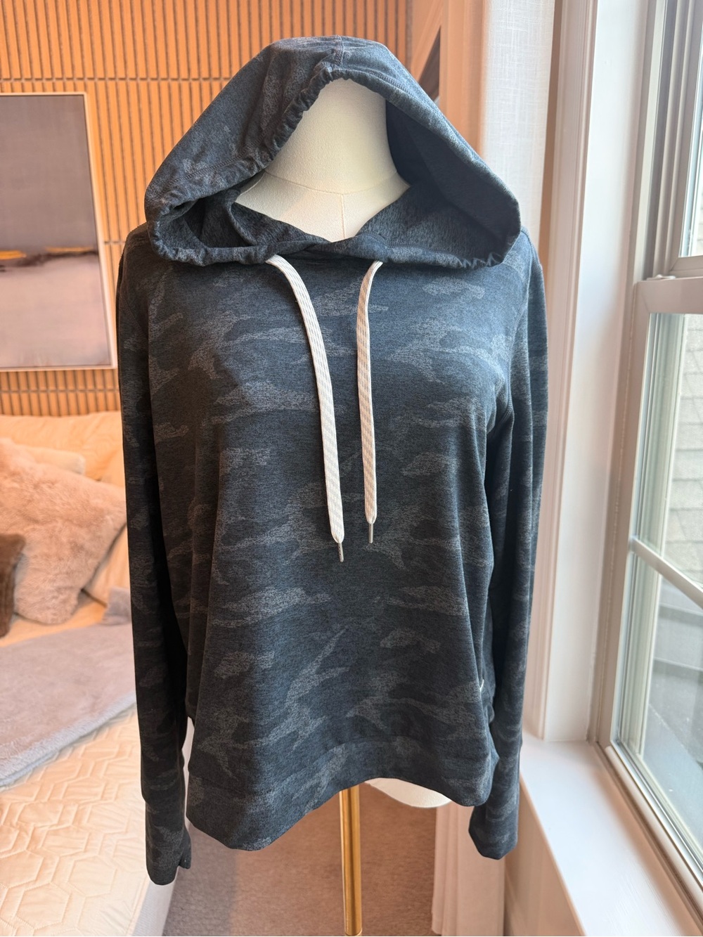 Vuori Blue Camo Pullover